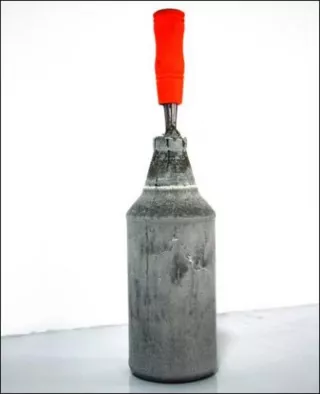 Hammer, 2014, Oscar Tuazon